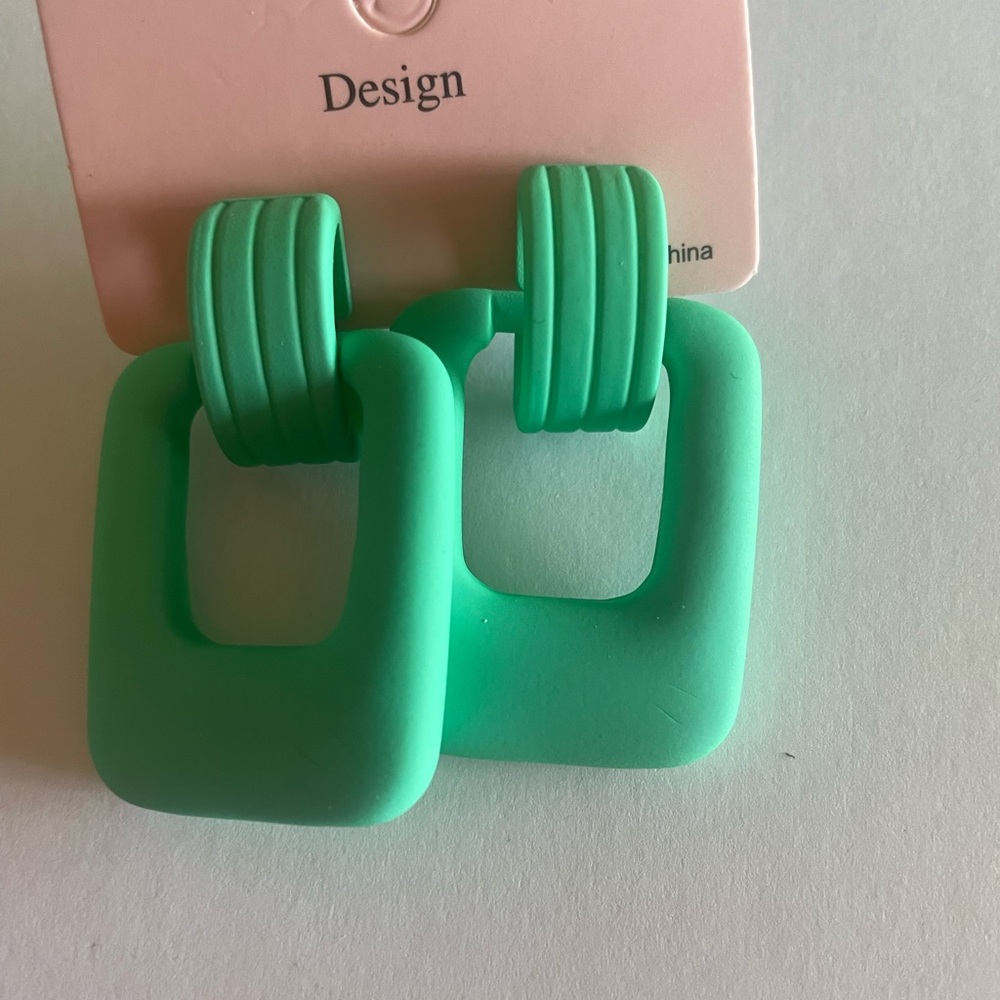 Beautiful Green Acrylic Pierced Earrings